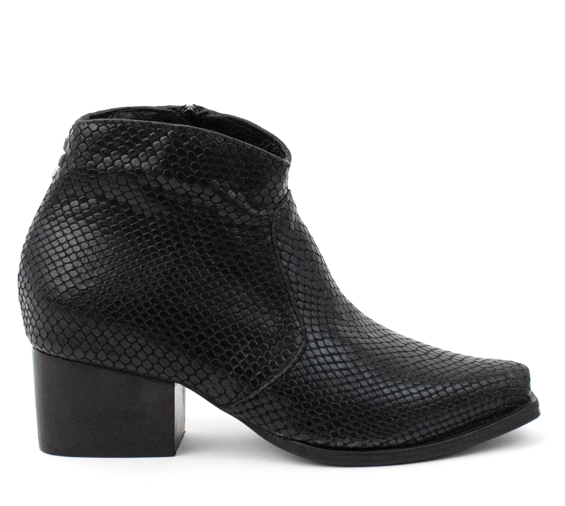 arriba_boot_3-2.webp Calleen Cordero Arriba Boot | Boots